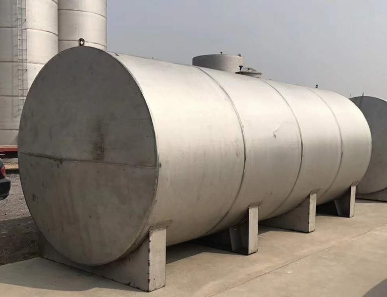 1748335880517289.jpg 不銹鋼儲(chǔ)罐 (2).jpg